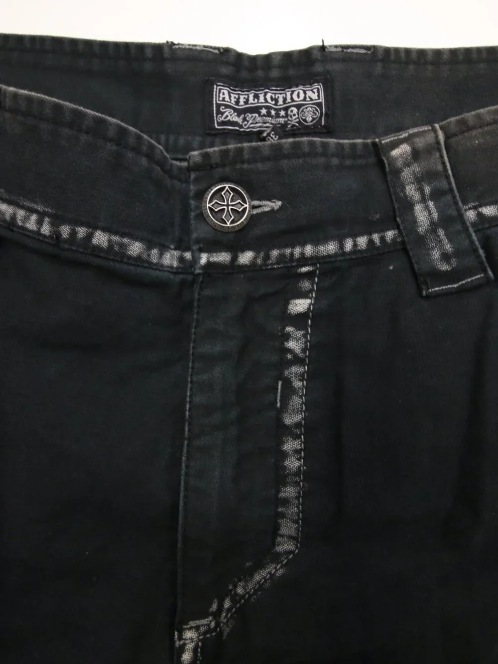 Affliction Faded Black Cargo Studded Shorts Mens 36 Heavy Canvas Y2K READ FADES